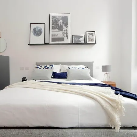 Place Art By Luxury Getaways Rom