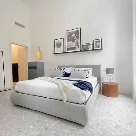 Place Art By Luxury Getaways Apartment Rom
